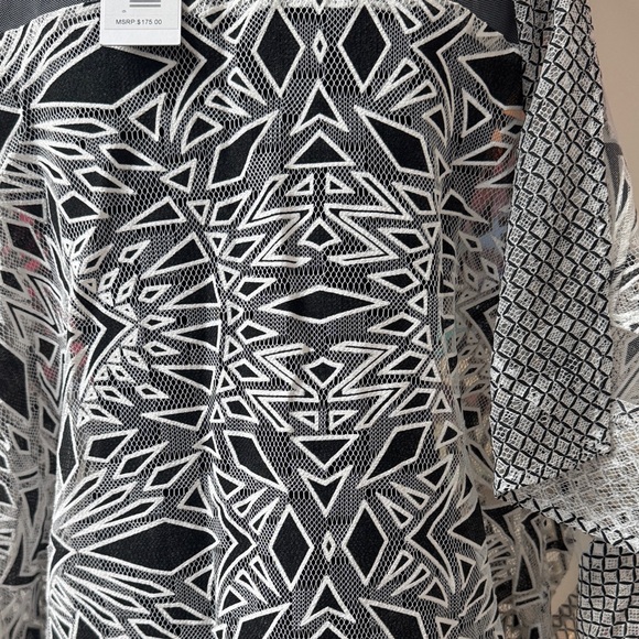 Parker Beach Black and White Geometric CoverUp - Picture 7 of 10